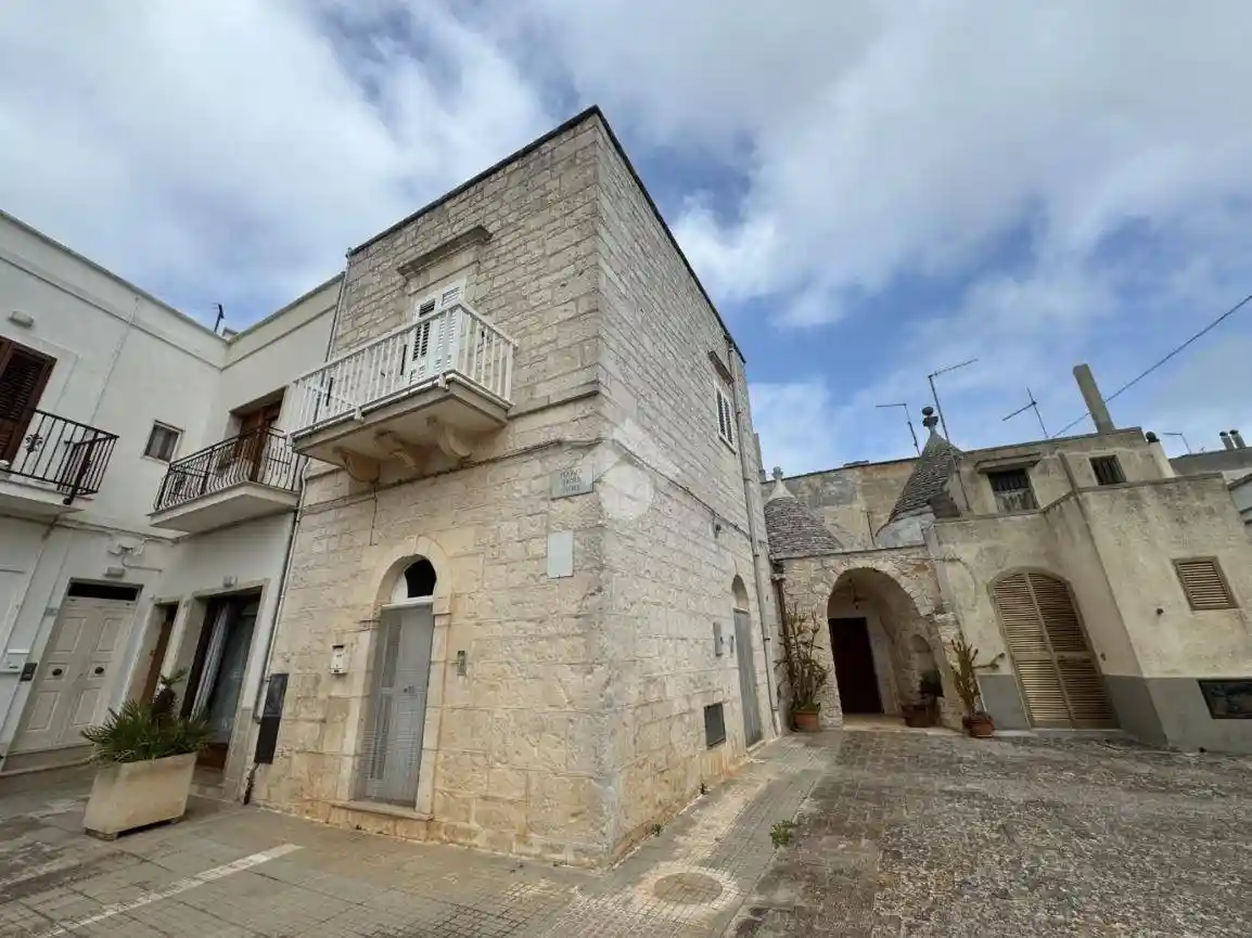Casa indipendente in vendita a Cisternino