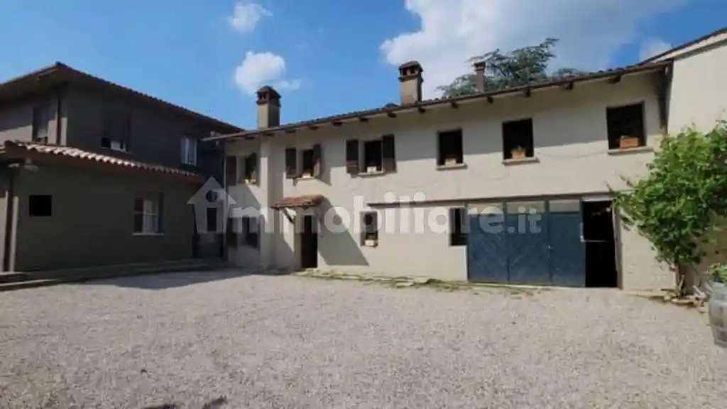 Appartamento in vendita a Baone