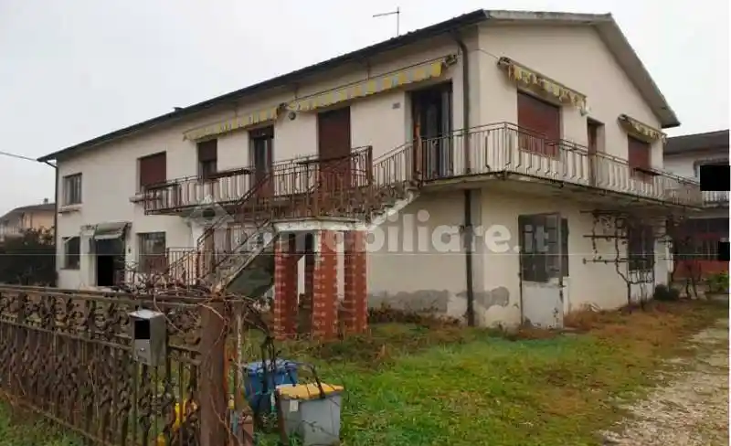 Appartamento in vendita a Casale di Scodosia