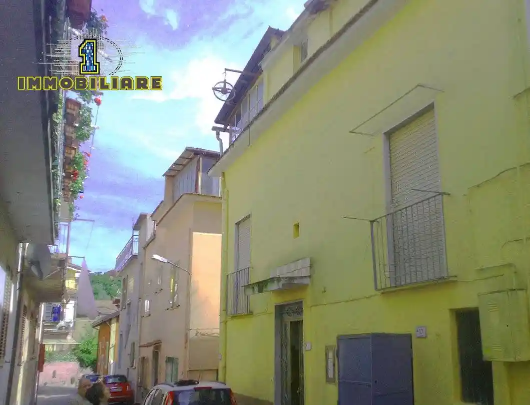 Appartamento in vendita a Montecorvino Rovella