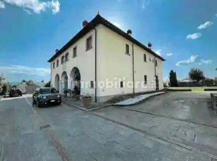 Villa in vendita a Prato