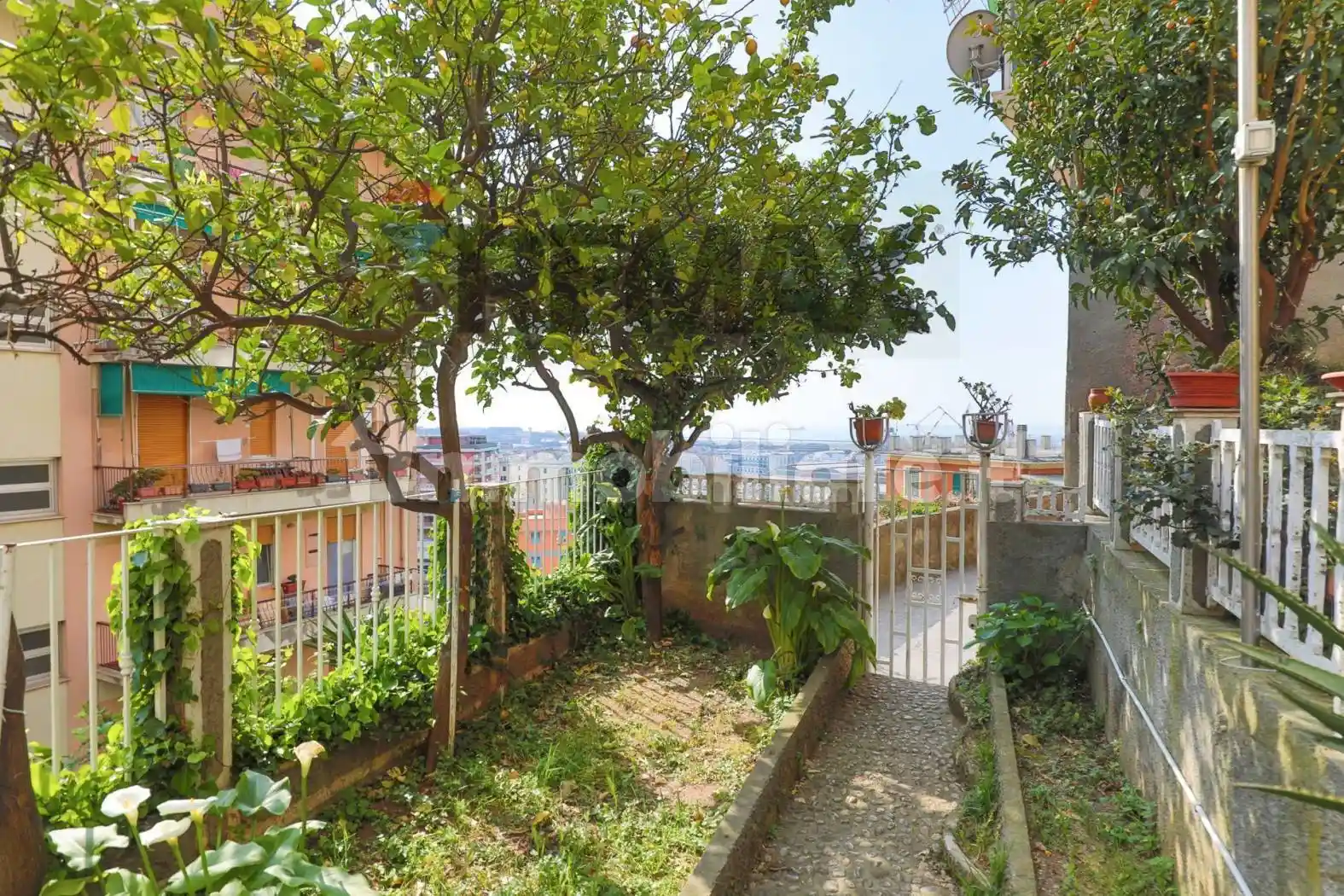 Appartamento in vendita a Genova