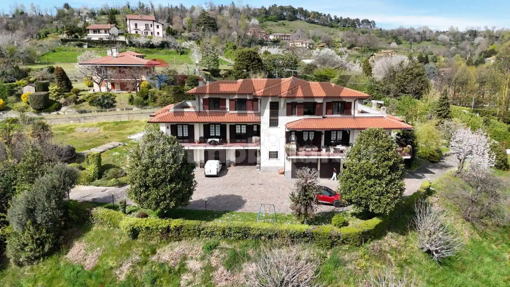 Villa in vendita a Viganò