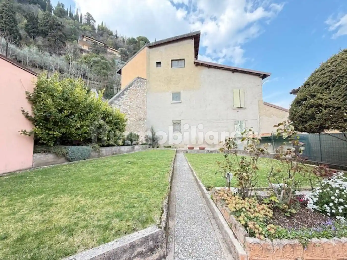 Appartamento in vendita a Toscolano-Maderno