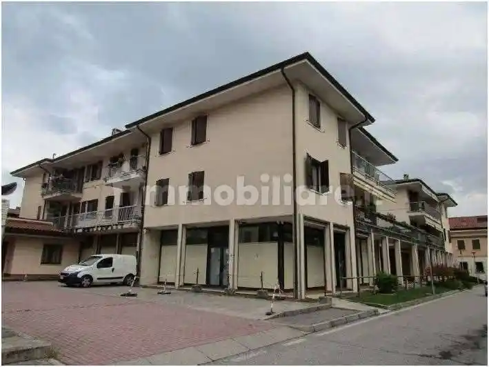 Appartamento in vendita a Lavagno