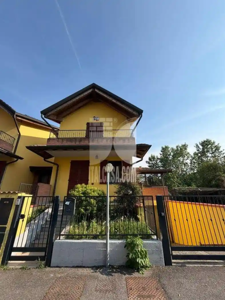 Villetta a schiera in vendita a Calvenzano