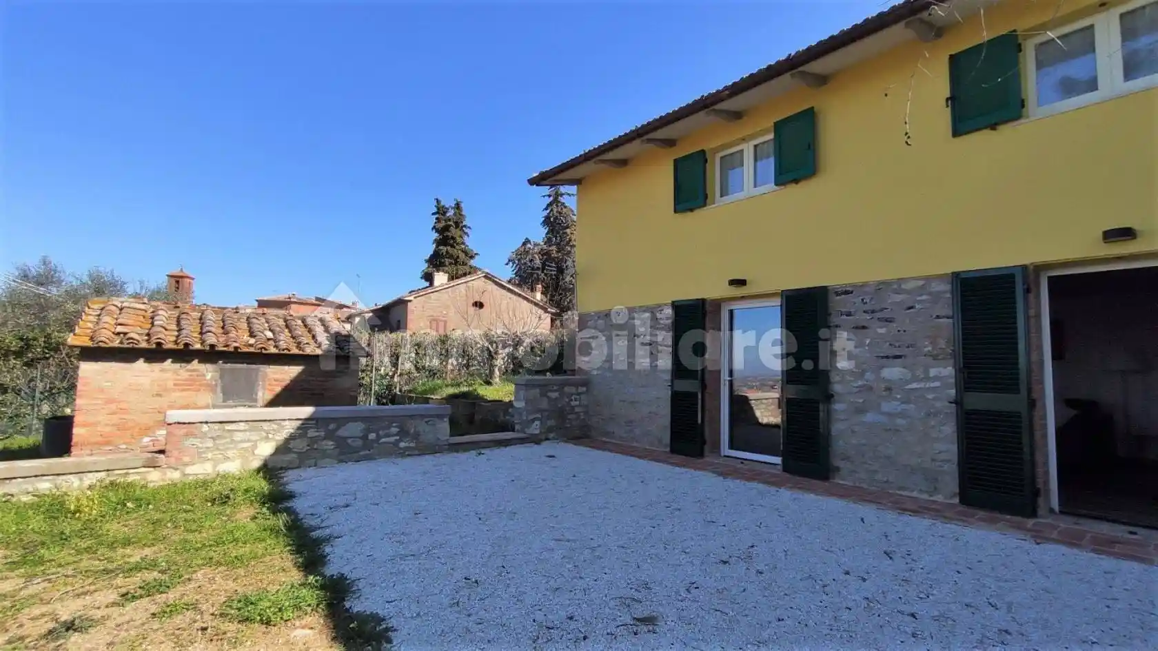 Appartamento in affitto a Paciano