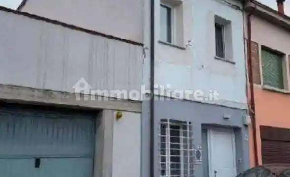 Villa in vendita a Massa Lombarda