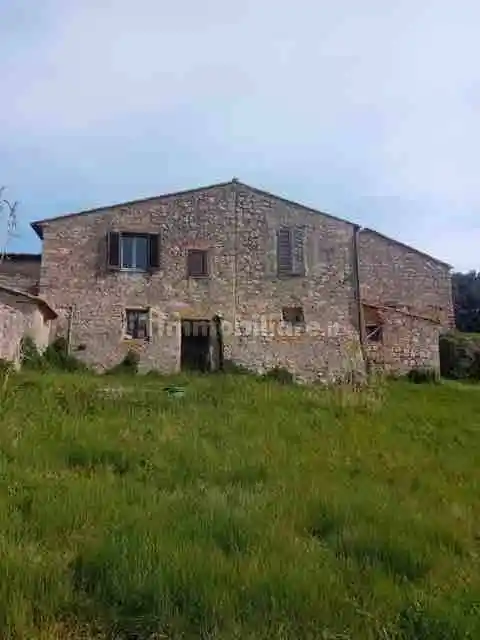 Rustico - Casale in vendita a Roccastrada