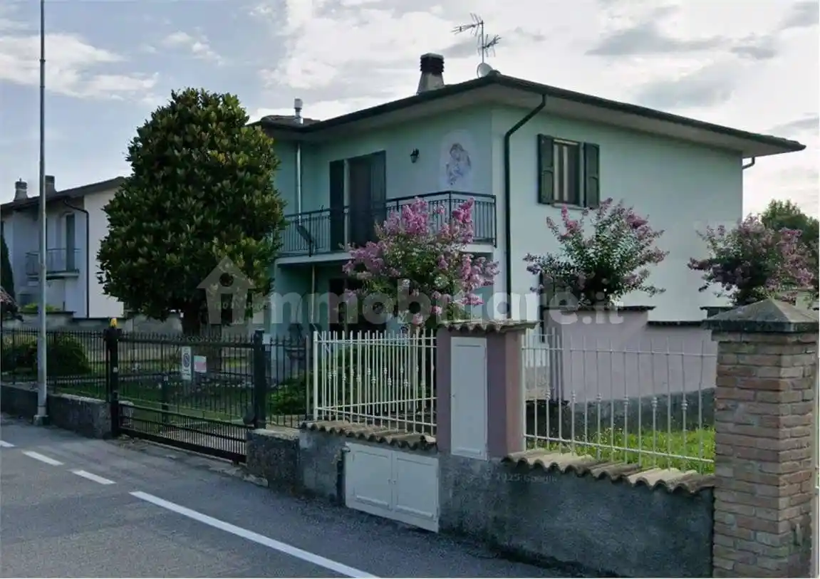 Villa in vendita a Ricengo