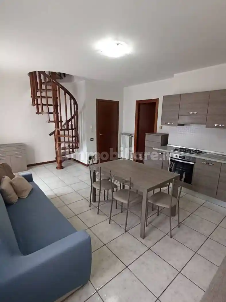 Appartamento in affitto a Como