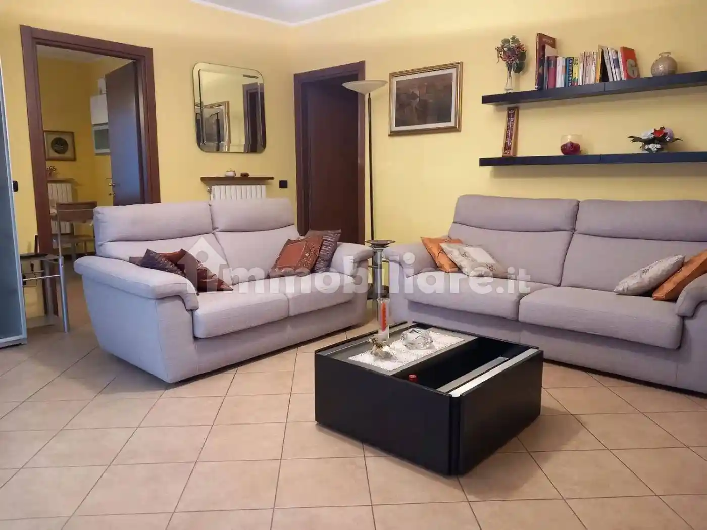 Appartamento in vendita a Voghera