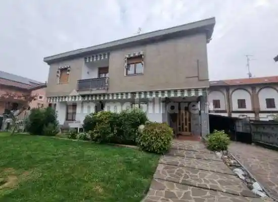 Appartamento in vendita a Cogliate