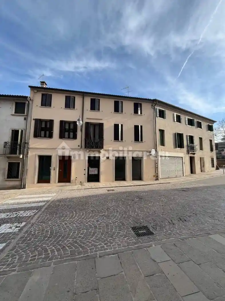 Appartamento in vendita a Este