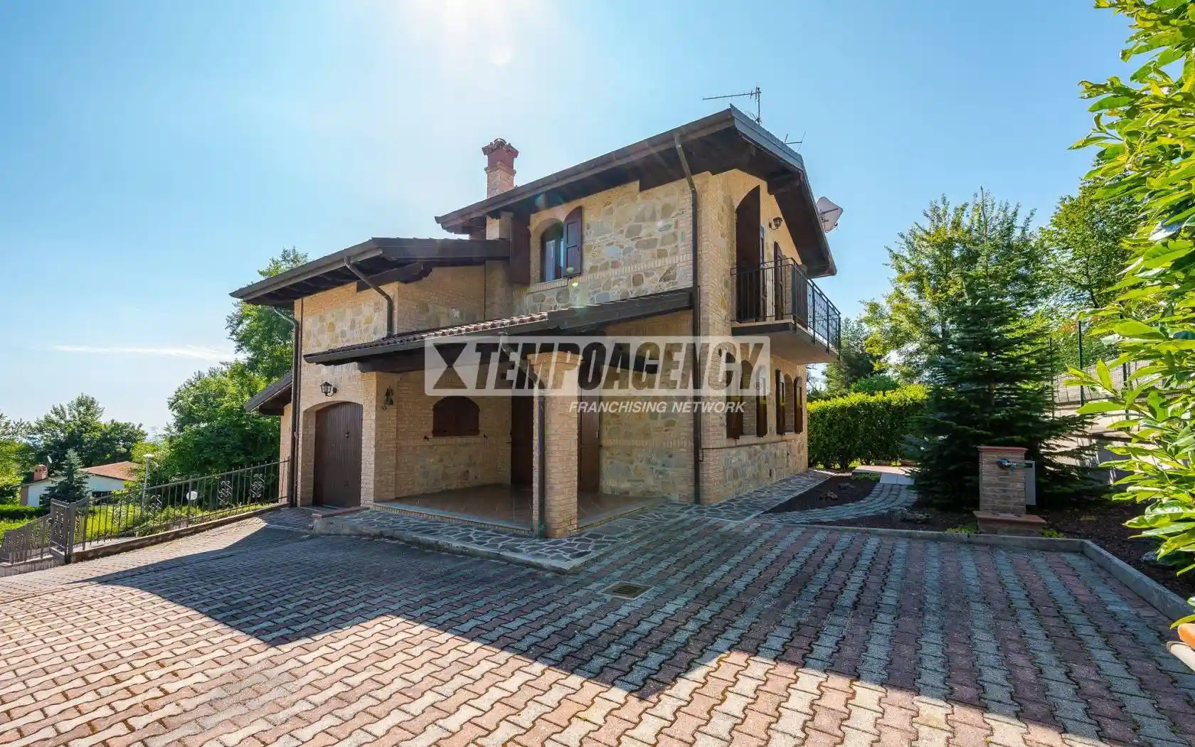 Villa in vendita a Serramazzoni