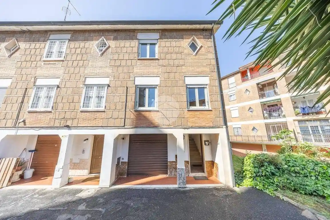 Villetta a schiera in vendita a Tivoli