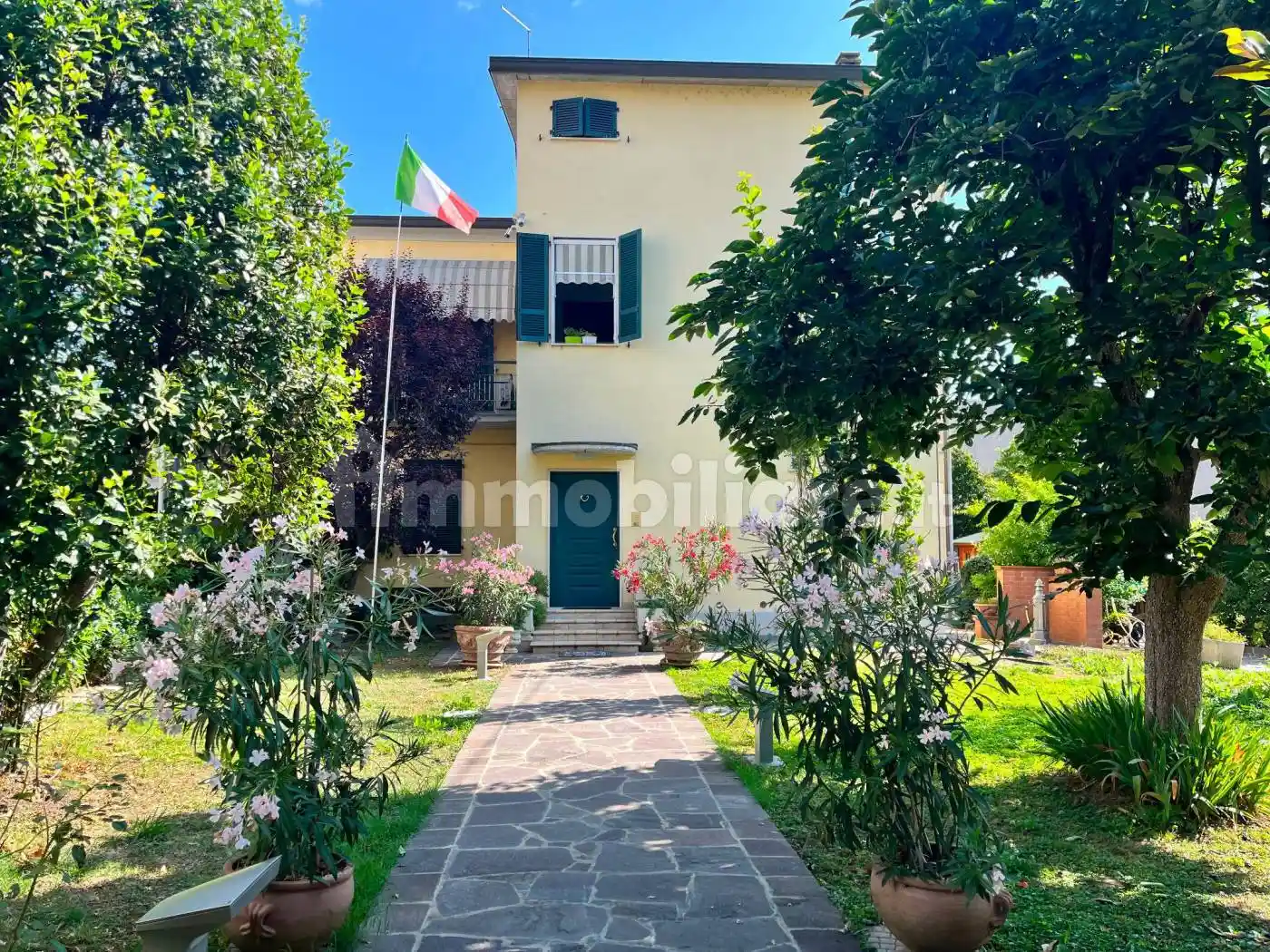 Villa in vendita a Fiorenzuola d'Arda