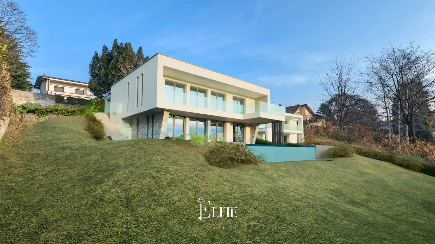 Villa in vendita a Varese