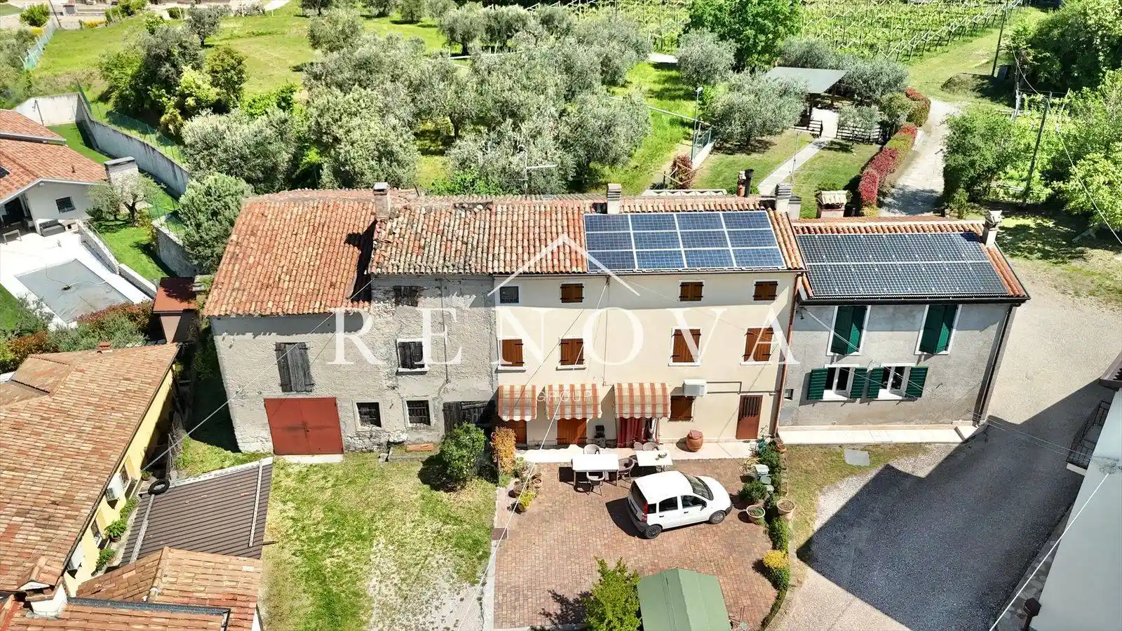 Rustico - Casale in vendita a Cavaion Veronese