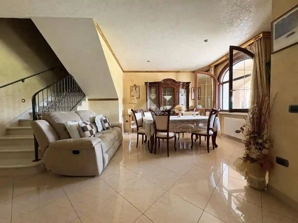 Villetta a schiera - foto 2