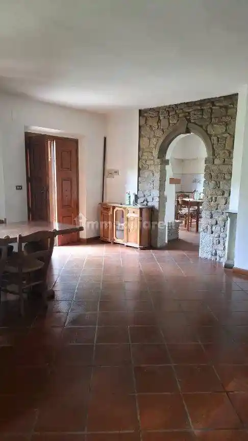 Casa indipendente in vendita a Castel Focognano