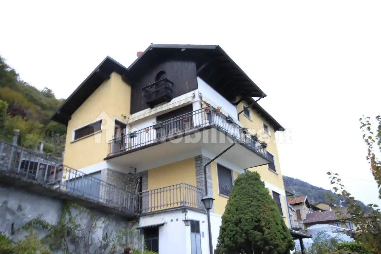 Villa in vendita a Oggebbio