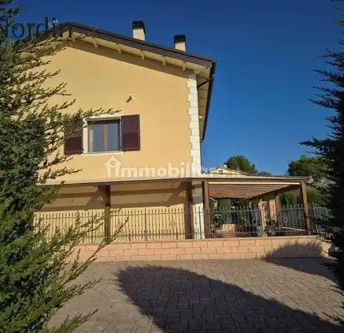 Villa in vendita a Corridonia