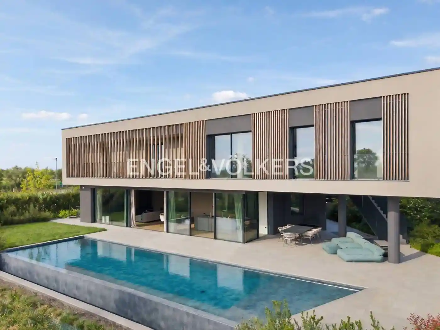 Villa in vendita a Peschiera del Garda