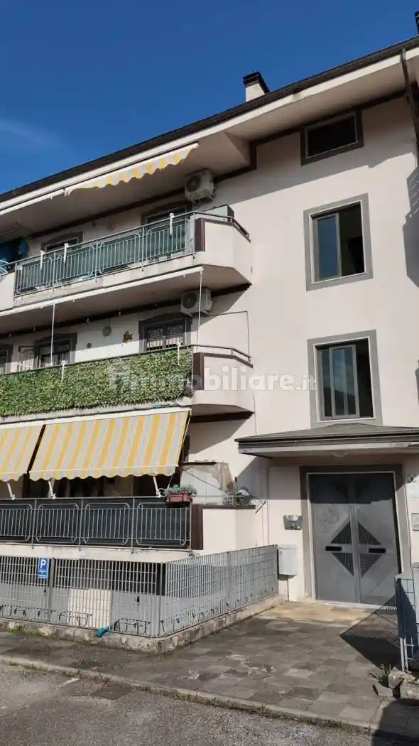 Appartamento in vendita a Montecorvino Pugliano