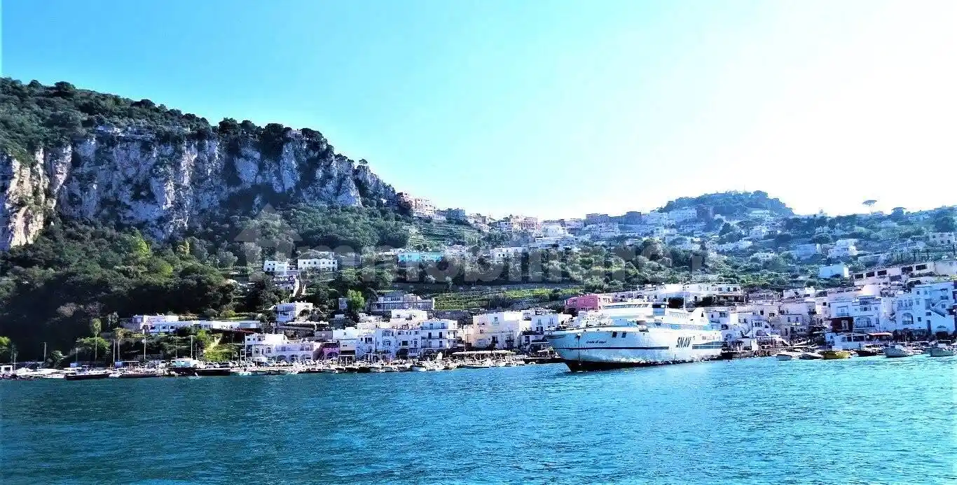 Appartamento in vendita a Capri
