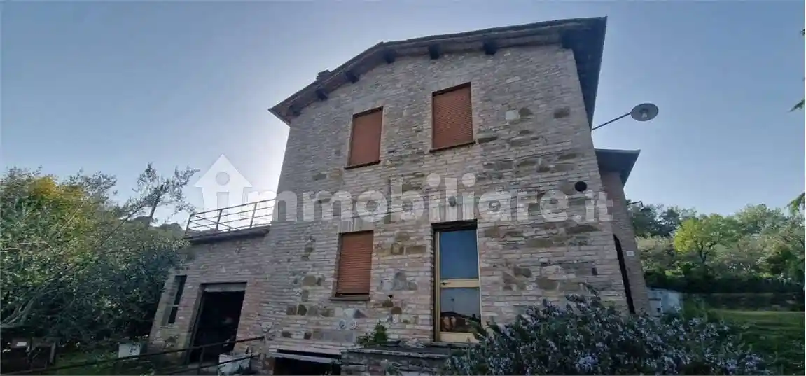 Casa indipendente in vendita a Perugia