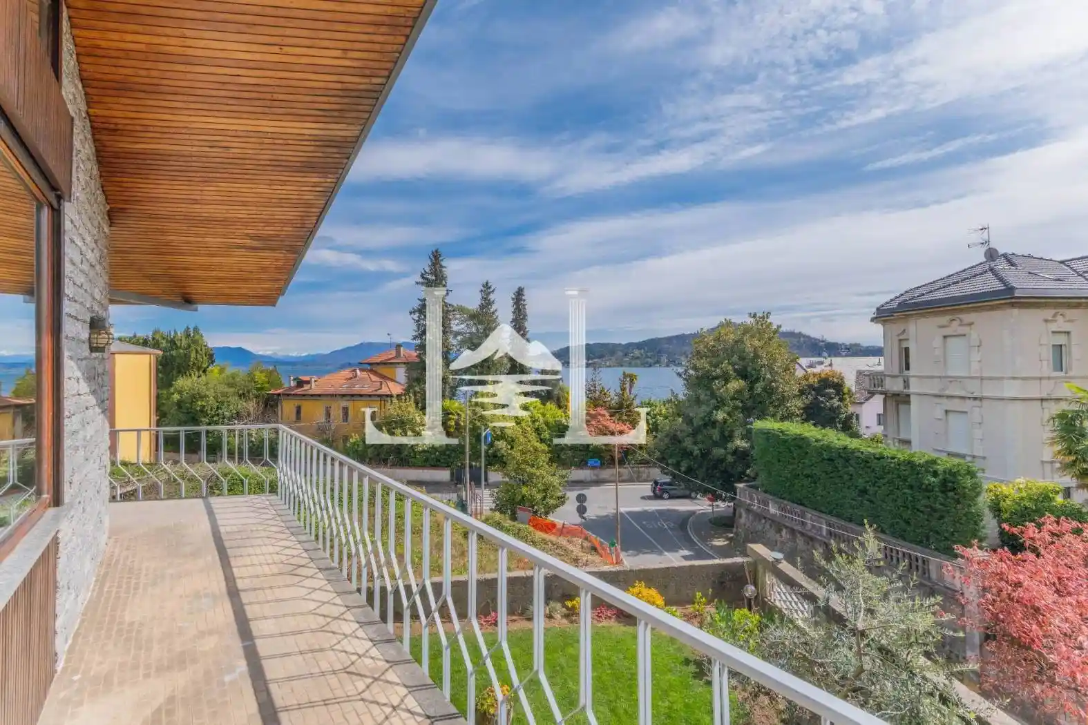 Villa in vendita a Meina