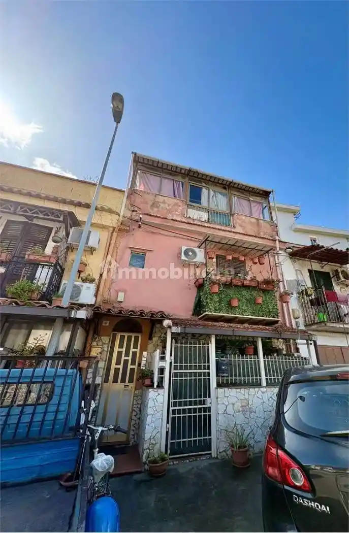 Appartamento in vendita a Palermo