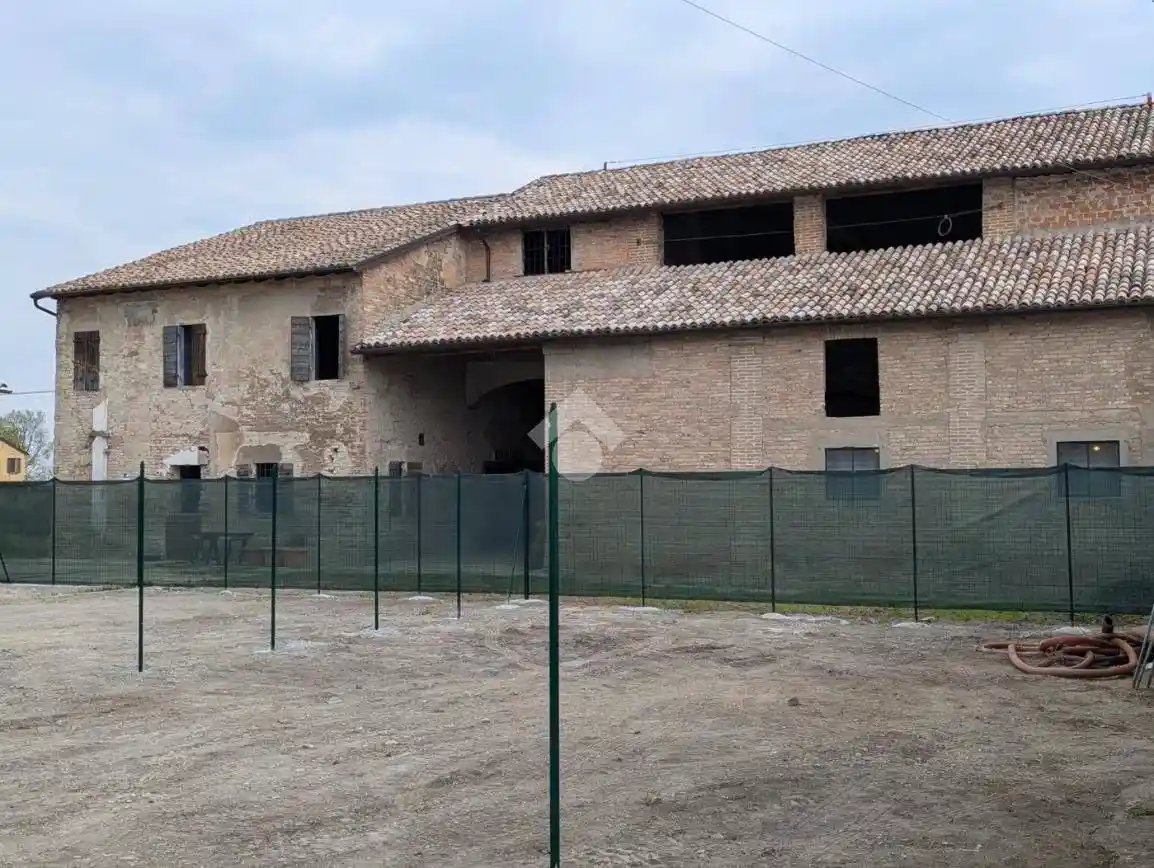 Rustico - Casale in vendita a Gattatico