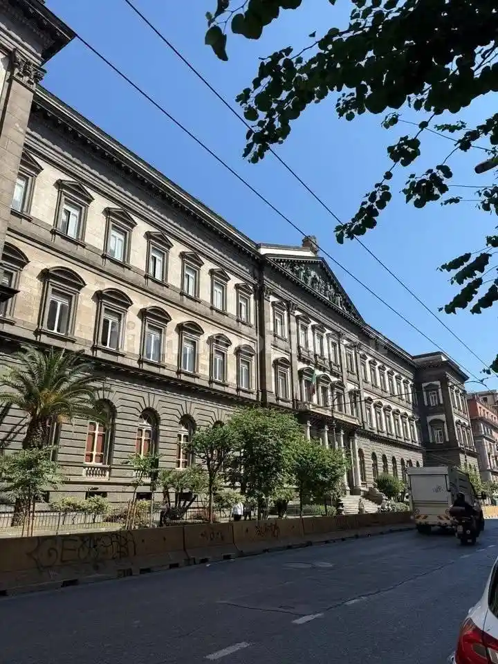 Appartamento in affitto a Napoli