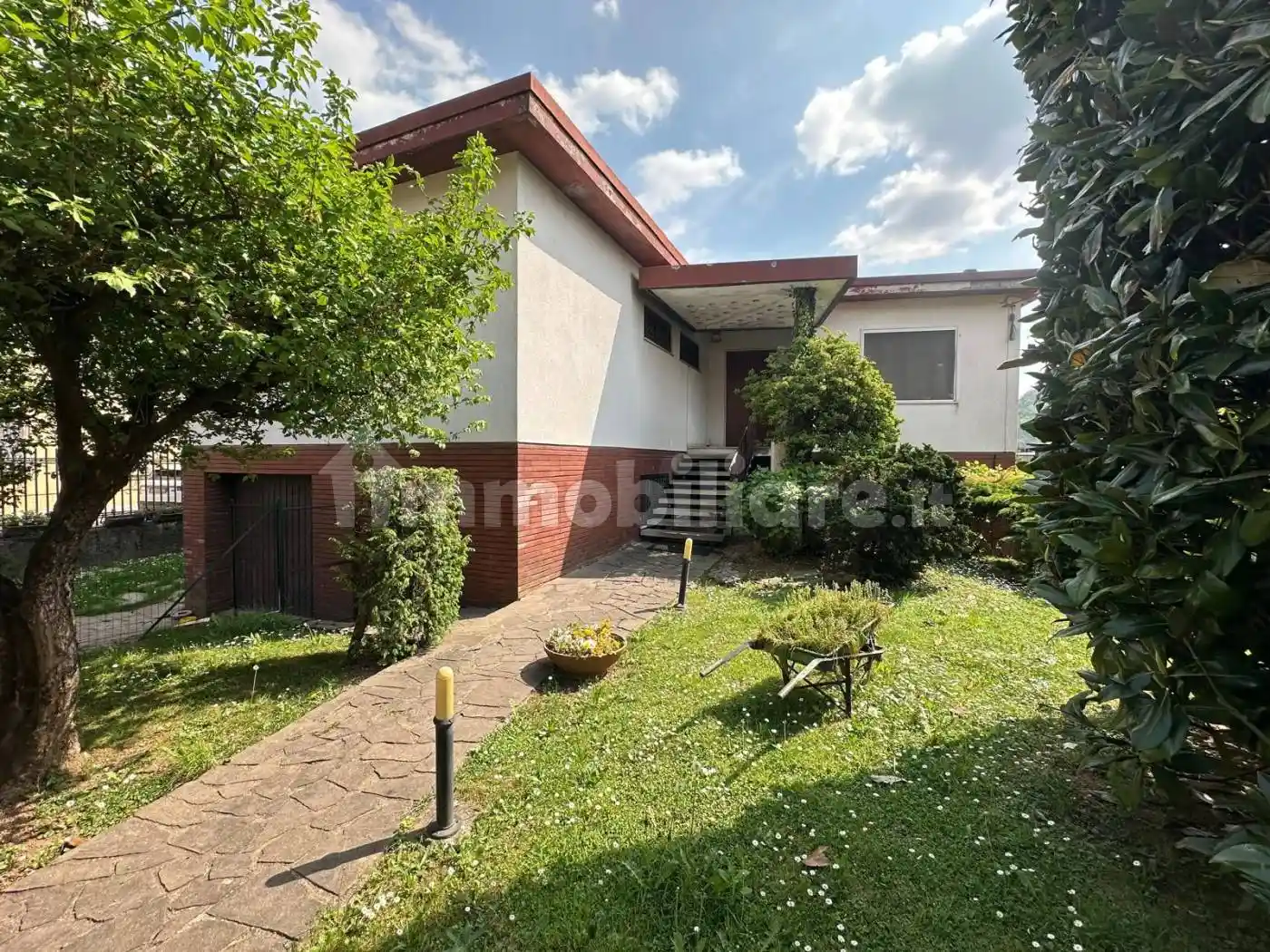 Villa in vendita a Nembro