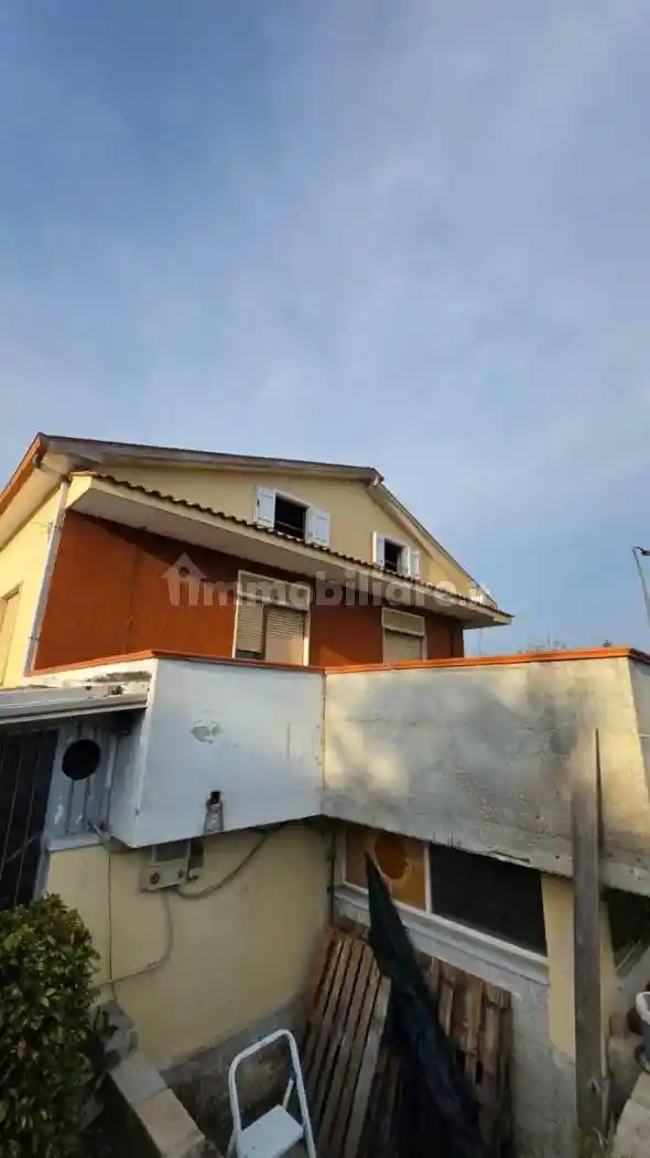 Villa in vendita a Frosinone