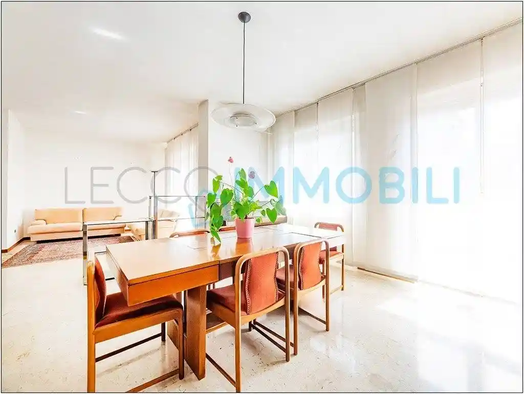 Appartamento in vendita a Lecco