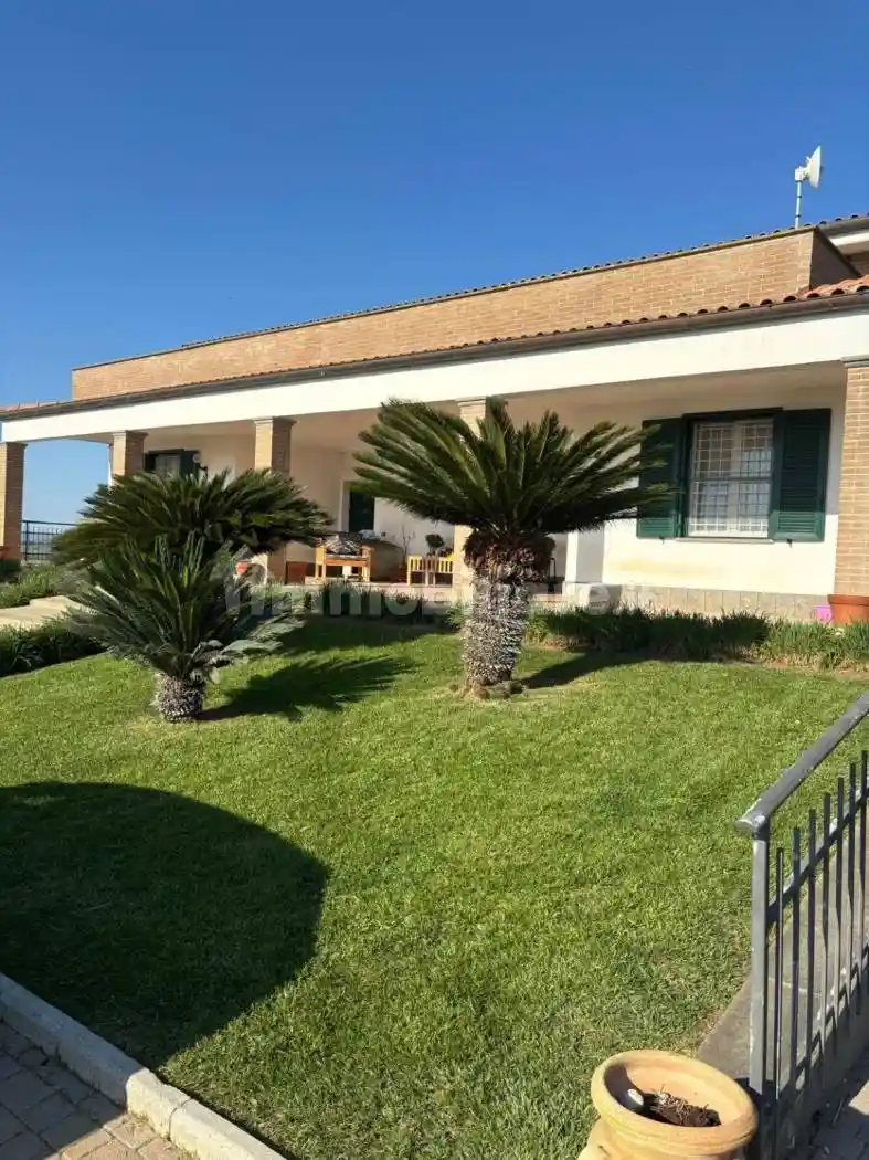 Villa in vendita a Civitavecchia