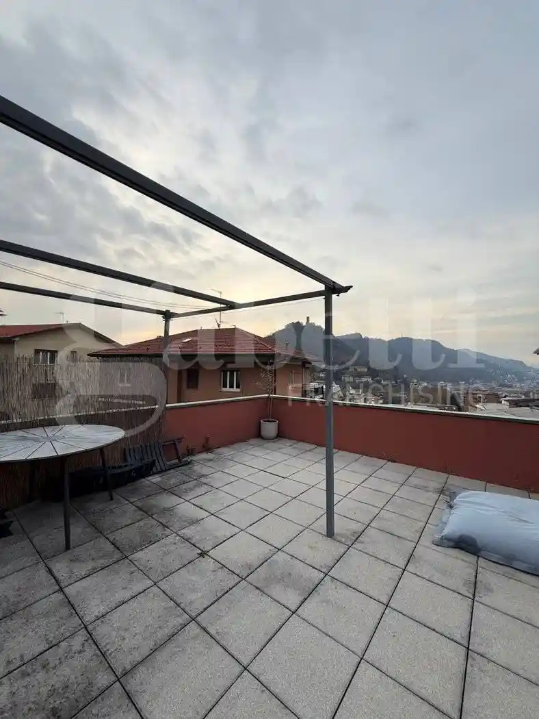 Appartamento in vendita a Como