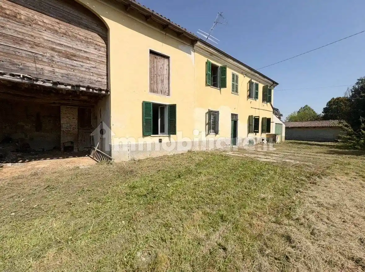 Rustico - Casale in vendita a Terruggia
