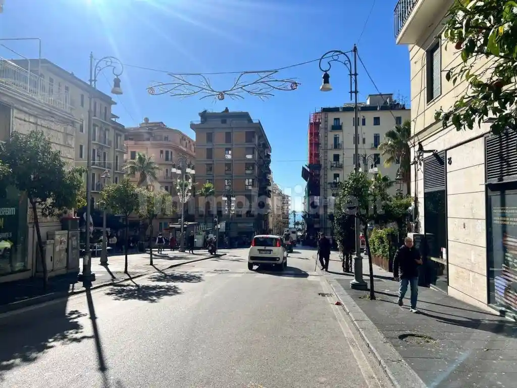 Appartamento in vendita a Salerno