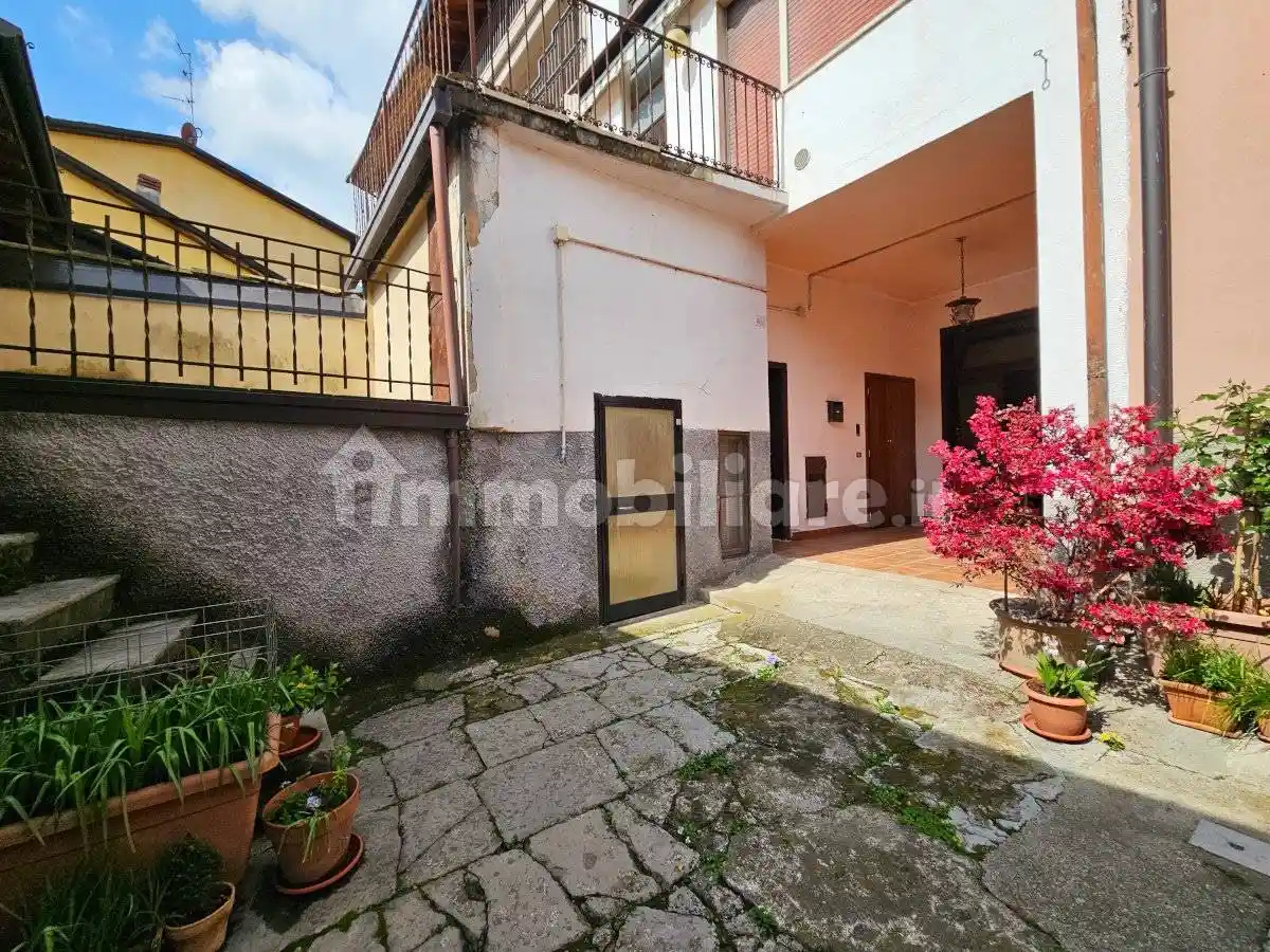 Casa indipendente in vendita a Gazzaniga