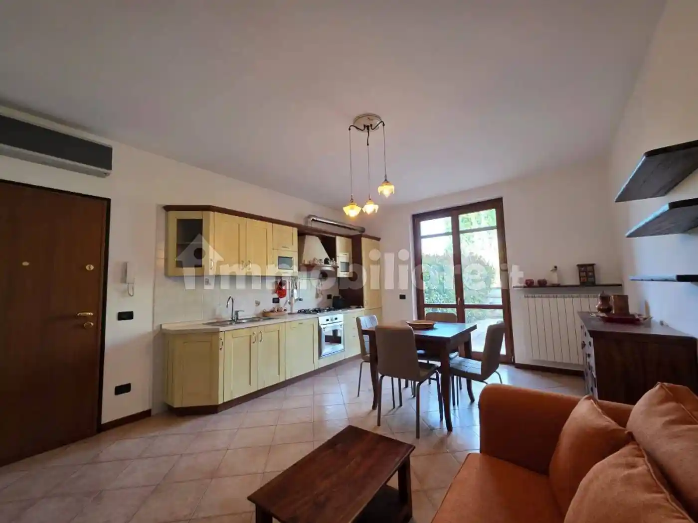 Appartamento in vendita a Gadesco-Pieve Delmona