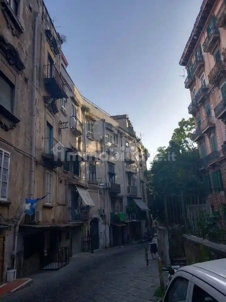 Appartamento in affitto a Napoli