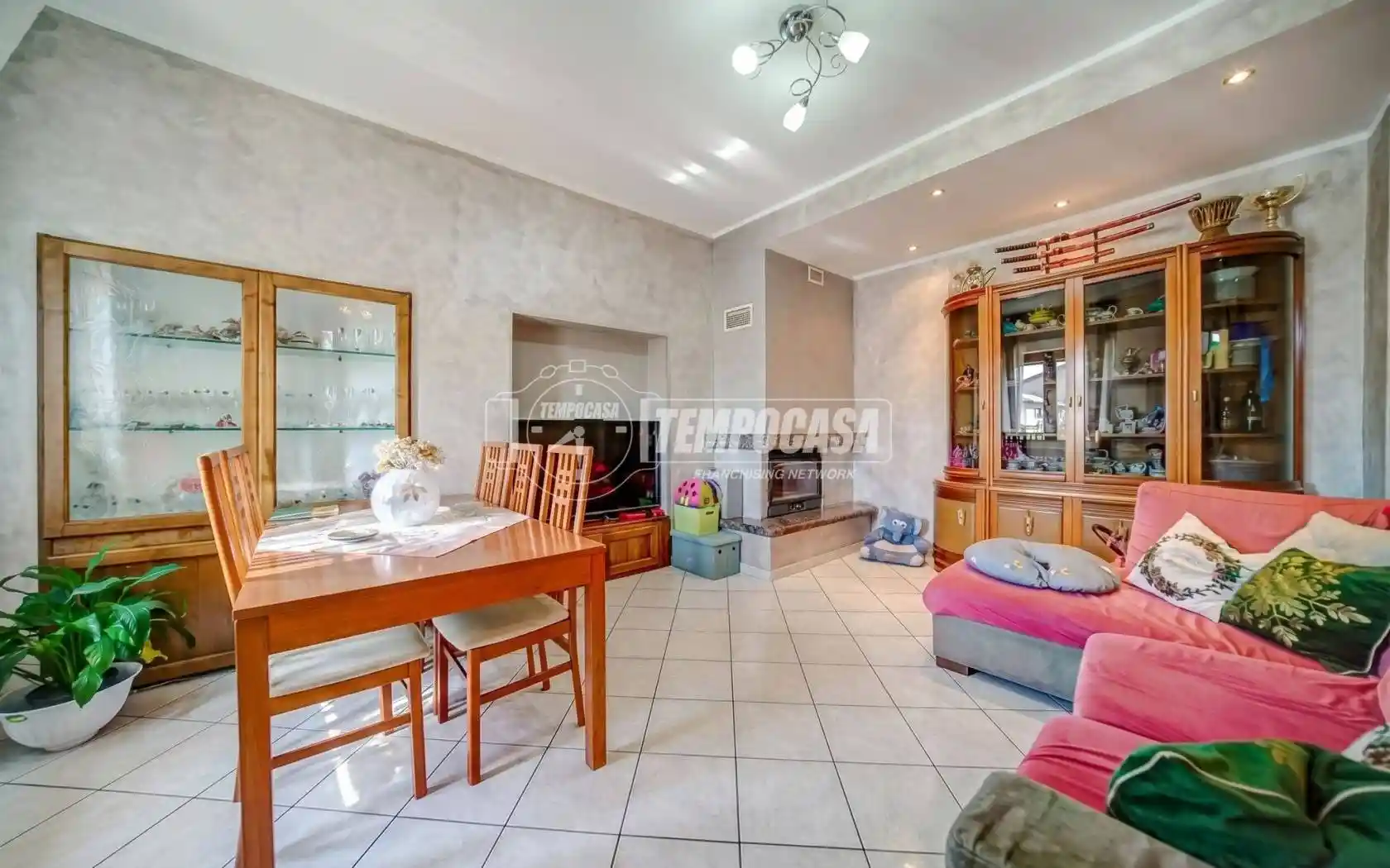 Appartamento in vendita a Biandronno