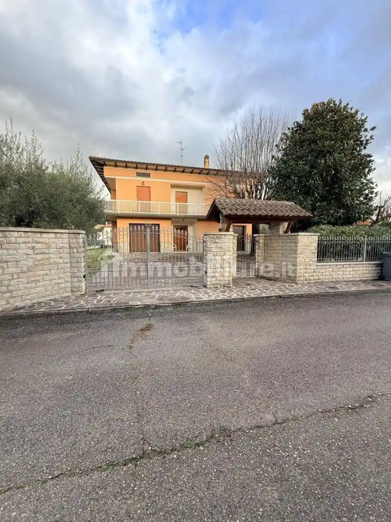 Villa in vendita a Spello