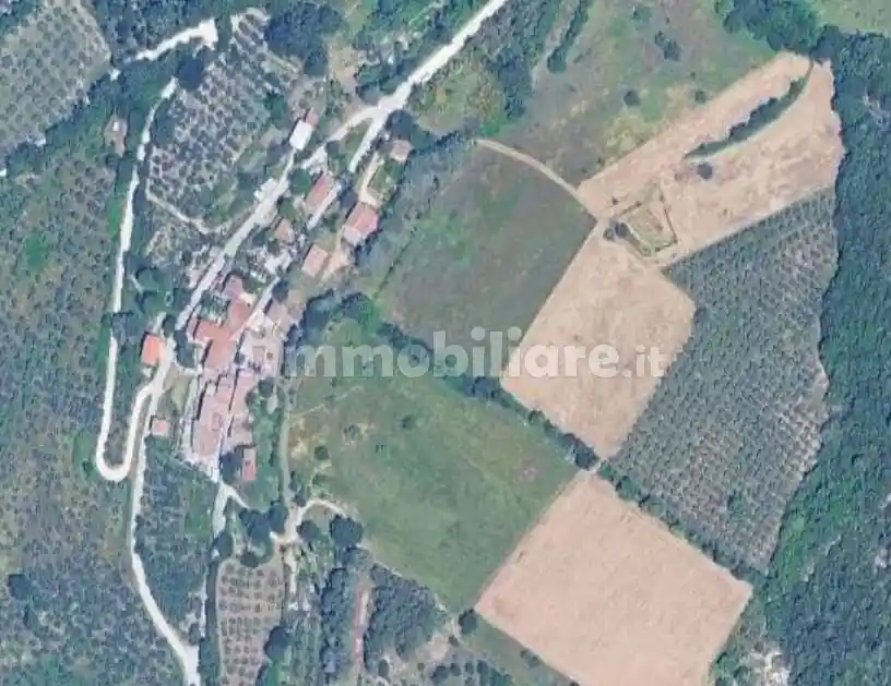 Casa indipendente in vendita a Foligno