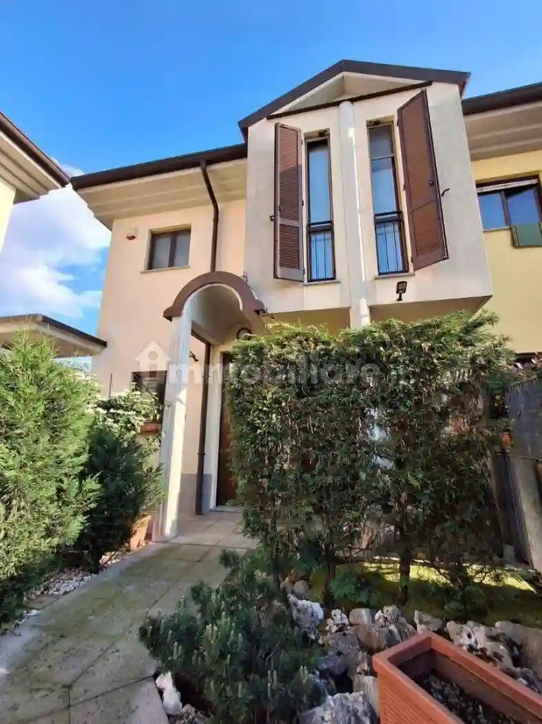Villetta a schiera - foto 2