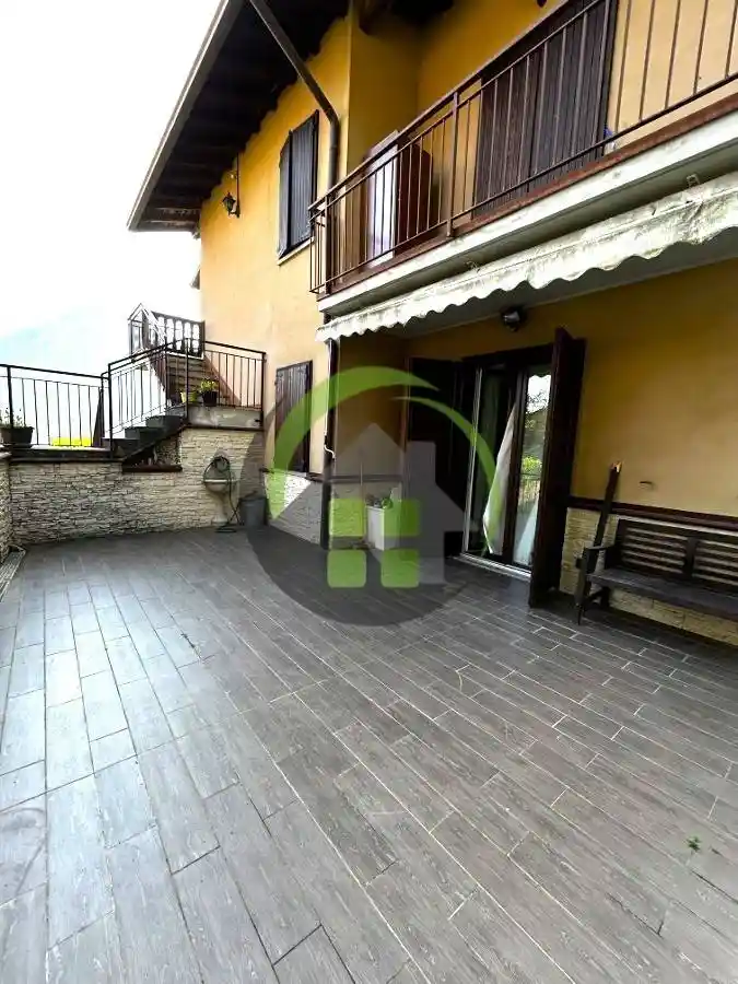 Appartamento in vendita a Gazzaniga